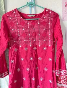 SALE:- Pink Embroidered Kurta