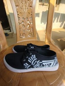 Swigs Shoes