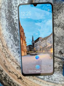 VIVO Z1X UNUSED SMARTPHONE