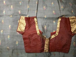 GentlyUsed LanchiPattu GreySaree with maroon blous