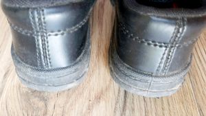 Shoes For 3 To 4 Year Boys Length 7 N 1/2 Inches