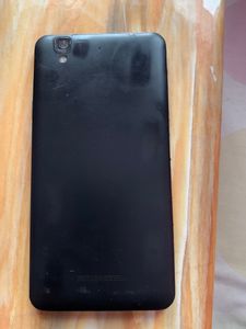 YU A05510 2/16 memory 4g mobile phone