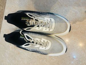 Red Tape Running Shoes