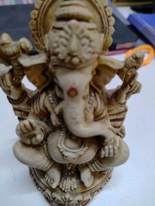 Ganesha,fibre,25yrold,mumbai