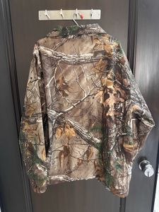 windcheater from Bangkok