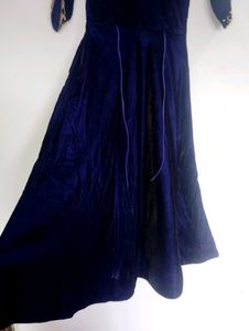 Blue Velvet Embellished Dress With Duppta