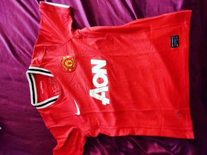 Manchester United Nike Jersey (Kids)