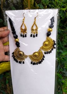 Women Handmade Black Jewelry Set