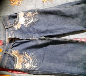 Floral Print kaftan with a stunning Jean&#39;s