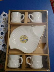 4 Cup 1 Platter Set