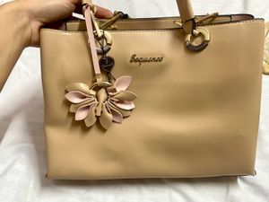 Elegant Beige Handbag