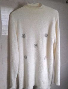 White Fuzzy Sweater 🤍