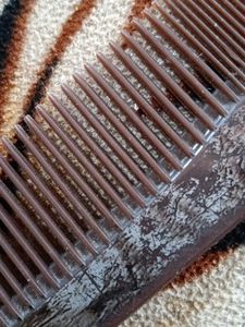 Vintage Brown Hair Comb