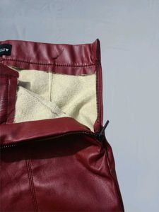 Burgundy Faux Leather Skinny Leggings Size 28-30