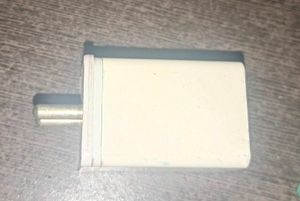 White USB Mobile Charger Realme