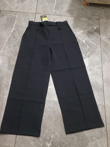 Formal Pant With BELT For Women Only.