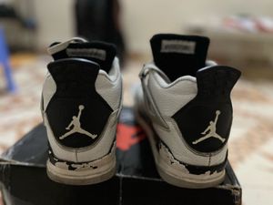 Nike Air Jordan 4 - UK 7
