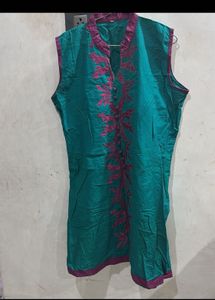 2Kurta Combo Set Green,blue Animal Print