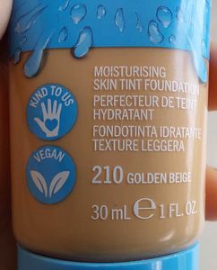 Viral Rimmel London Skin Tint
