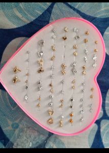Combo Of Beautiful Earings And Sticky Notes