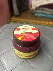 Plum Body Lovin&#39; Cherry Scrub