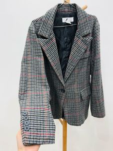 Checked Blazer - Stylish &amp; Chic