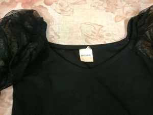 Black Colour Crop Top 🖤