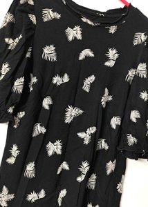 Black Floral top💕