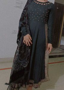 Beautiful Naira Cut Dress