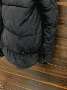 Stylish Black puffer Jacket