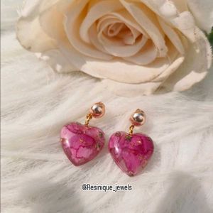 Real Pink Rose Preservation Earrings 🩷