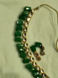 Beautiful Beeds and Kundan Set
