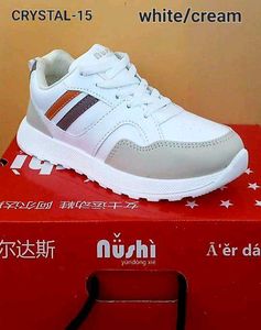 Nushi White Sneakers