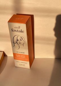 Foxtale Super Glow Face Wash