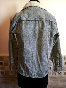 🎁Buy 1, Get 1 Free🎁Size M/ L Denim jacket 🧥