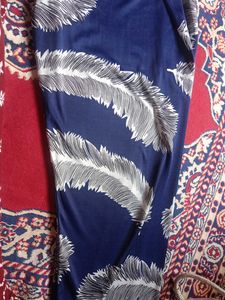 Feather Print Leggings