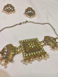 Choker and earring set