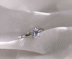 Elegant Silver Ring