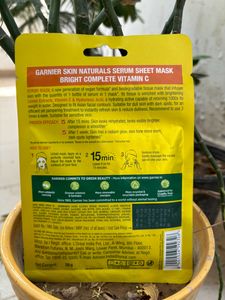 Garnier Bright Complete Vitamin C Serum Mask