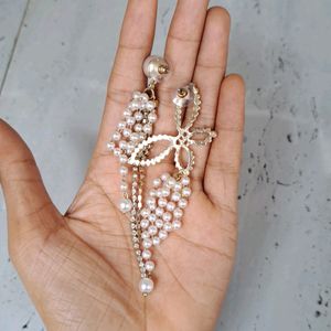 Gorgeous Big Butterfly 🦋 Asymmetric Pearl Earring