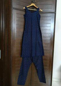 Women Navy Blue Ethnic Print Sleeveless Kurta Set