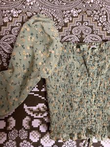 SSS floral top🎀