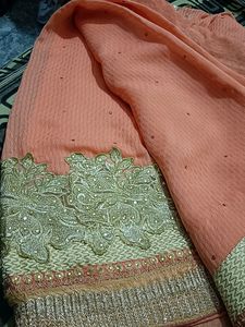 Peach And Gold Saree Without Blouse