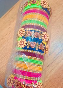 Colorful metal Bangle Set with wooden work ❤️