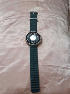 Fire Boultt Smartwatch with charger