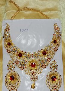 Elegant Necklace Set