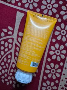 Dot and Key Vitamin C E Super Bright Gel Face Wash