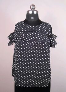 Korean Bardot Top🌹