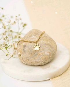 🐾 Dainty Golden Paw Charm Necklace 🐾