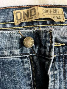 OLD NAVY DENIM BLUE RELAXED BOOTCUT JEANS 32